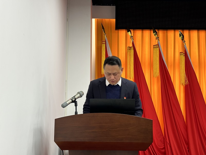 图片3.第三支部书记述职.jpg